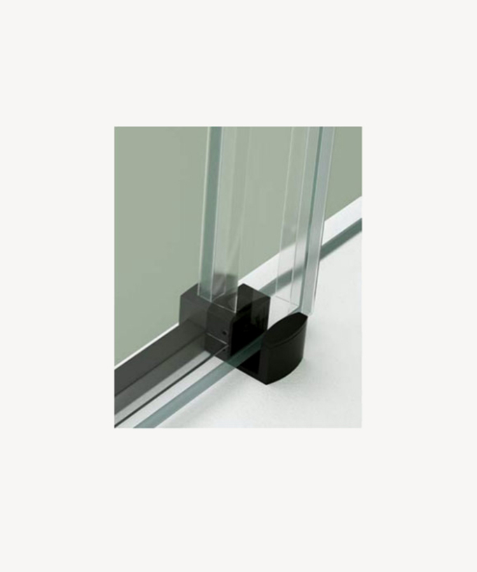 Parete doccia con porta scorrevole nera Serie Q