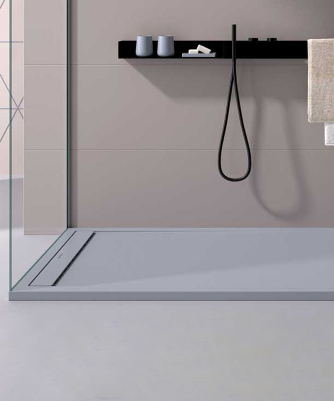 Piatto doccia Grigio 7035, finitura Liscia Stone SMART, griglia colorata