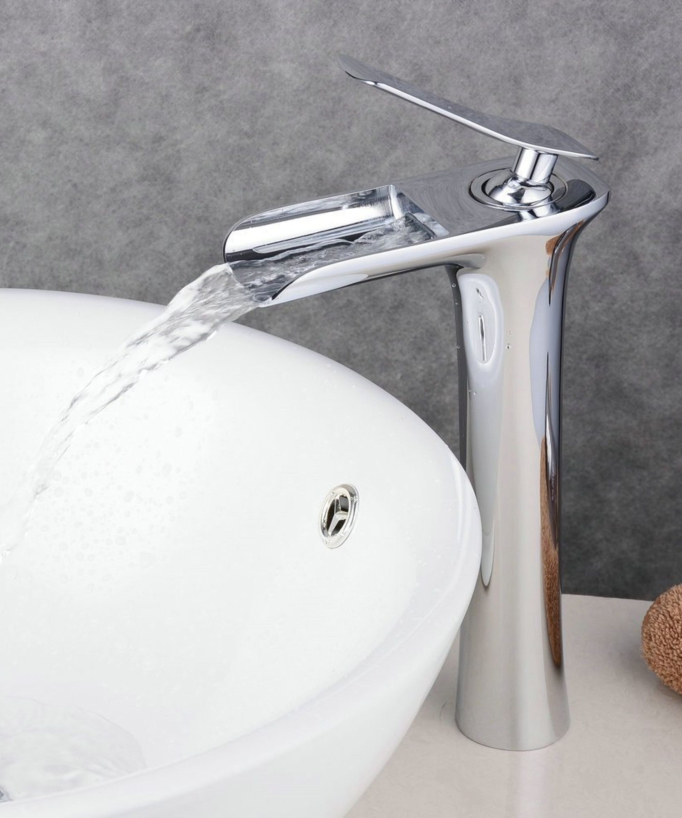 Robinet vasque jet cascade, style contemporain - Chromé
