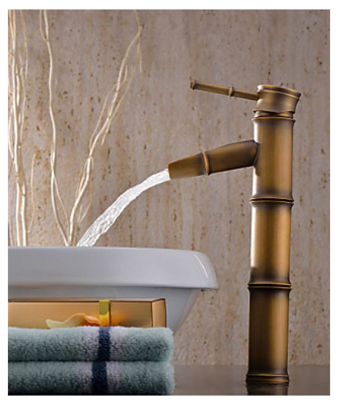 Robinet de lavabo antique en forme de bambou