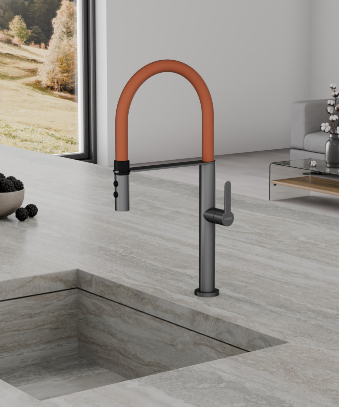 Miscelatore lavello alto con doccetta - Gun metal e arancione