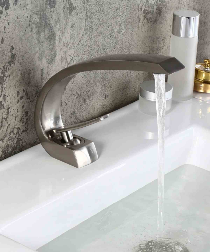Miscelatore lavabo con bocca arrotondata nichel spazzolato - Skyros