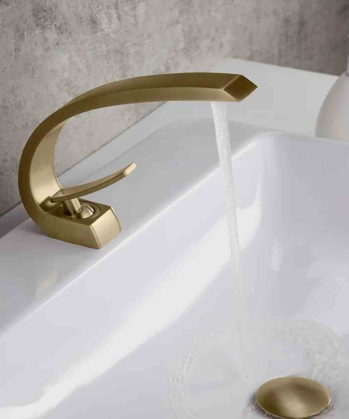 Miscelatore lavabo con bocca arrotondata - Skyros