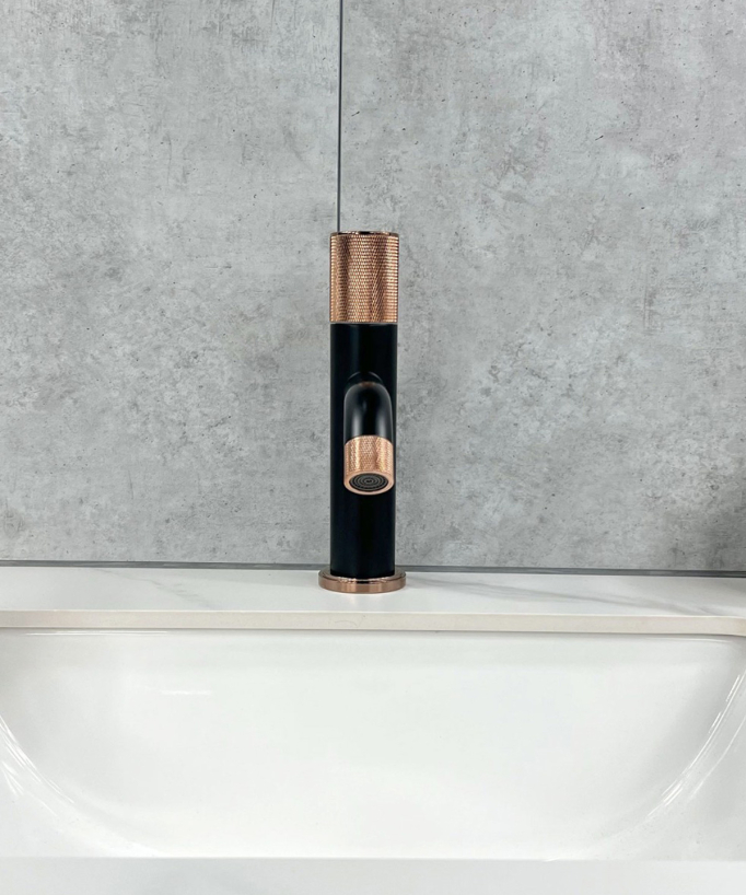 Miscelatore lavabo design da appoggio Nero & Oro rosa - Leros