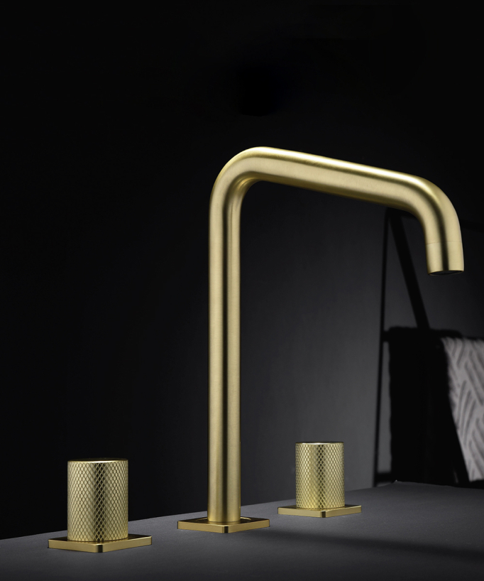 Miscelatore di design per lavabo con mensola - Oro spazzolato