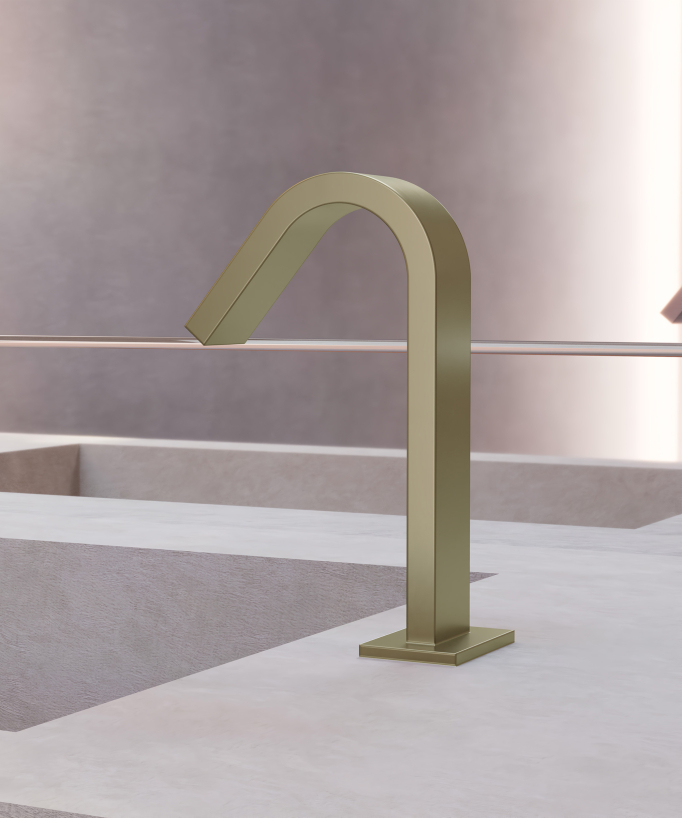 Rubinetto automatico per lavabo, acqua fredda dorato spazzolato – Fiumina