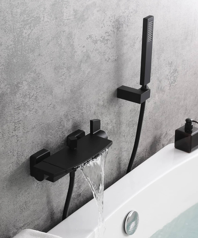 Rubinetto miscelatore per vasca-doccia a muro, a cascata - Nero