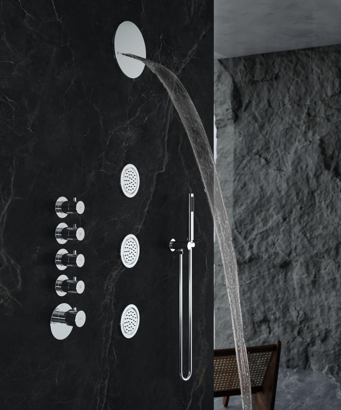 Composizione doccia termostatica soffione tondo wellness con body jets Cromato - Corbeau