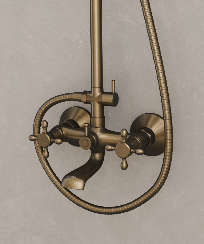 Colonna doccia classica in ottone antico con bocca vasca