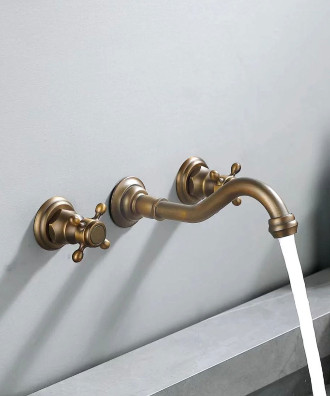 Rubinetto per lavabo a parete stile vintage bronzo