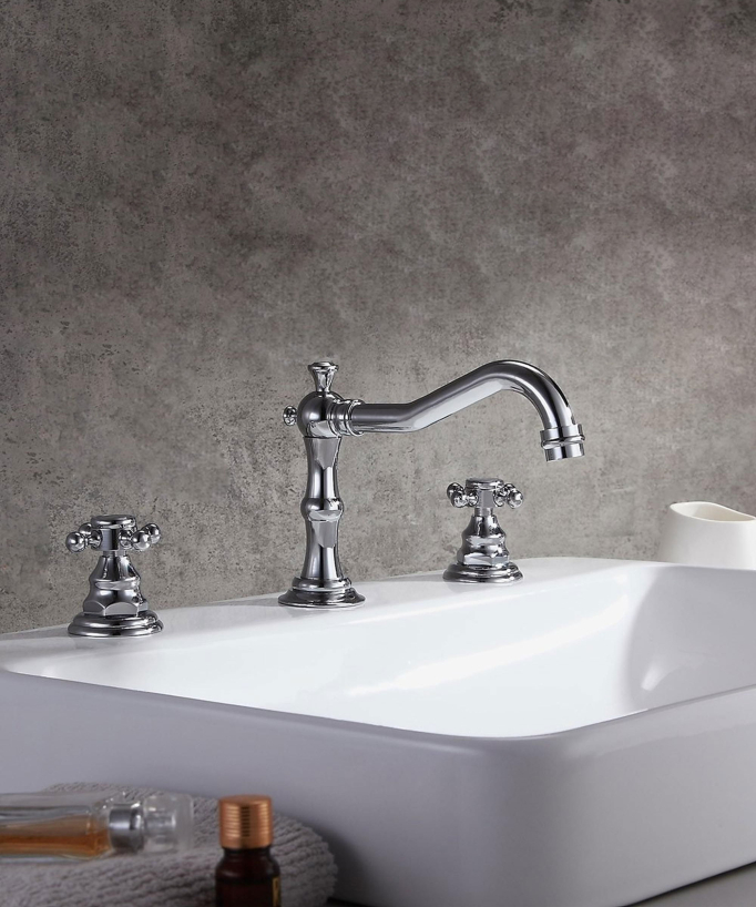 Miscelatore monocomando antico per lavabo