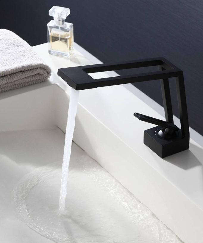 Miscelatore monocomando di design per lavabo - Nero opaco