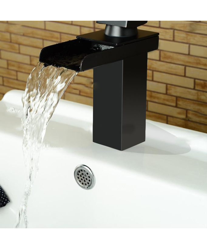 Rubinetto monocomando moderno per lavabo in ottone massiccio e nero massiccio